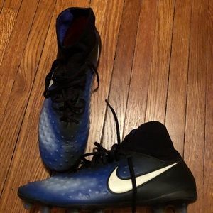 Nike magista soccer cleats